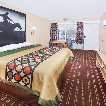 Super 8 By Wyndham Longview/I-20 Motel Exterior photo